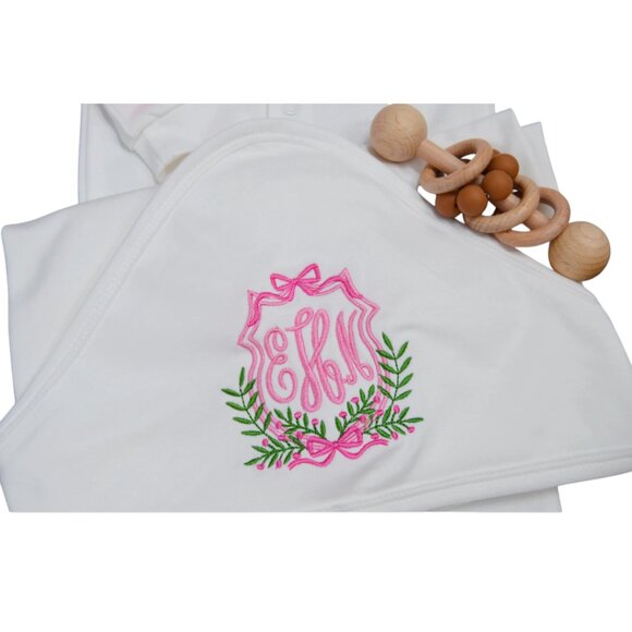 Personalized Baby Girl Coming Home Outfit Set with Monogram Blanket - Picture 4 of 9
